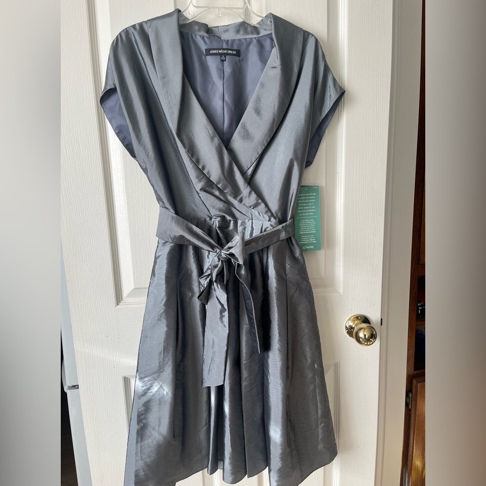 NWT Jones Wear Dress silver sz 12